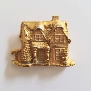 American Jewelry Chain Vintage Real Estate Gold tone Brooch